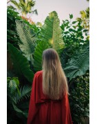 El Secreto de un Cabello Deslumbrante: Cosmética Capilar Natural.